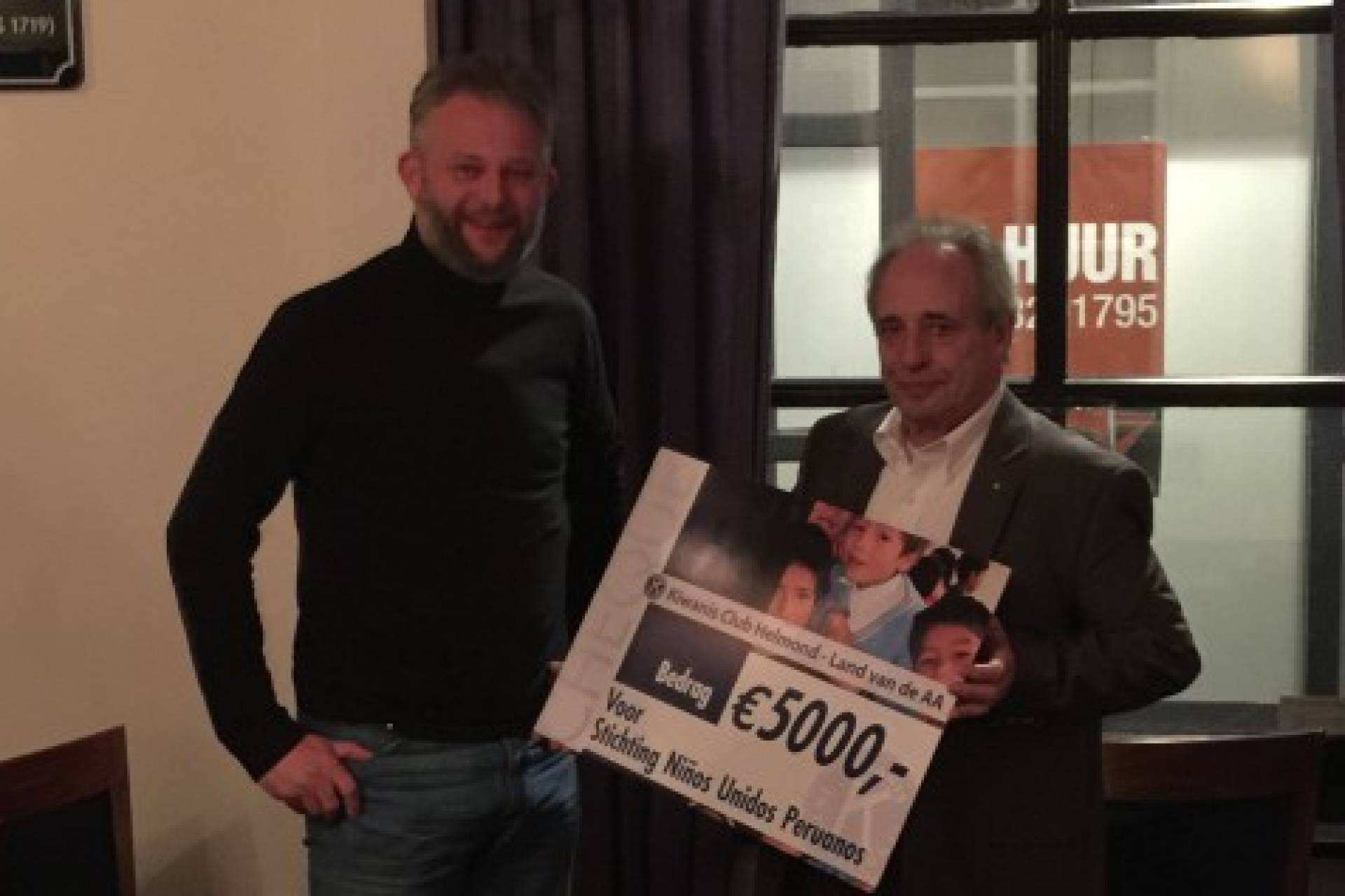 cheque-voor-stichting-ninos-unidos-peruanos-4